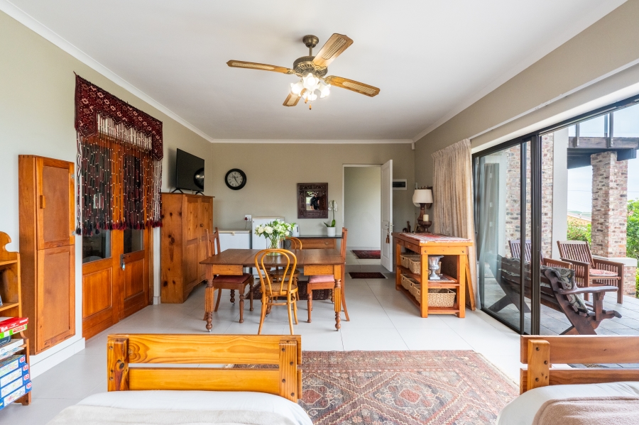 4 Bedroom Property for Sale in Reebok Western Cape